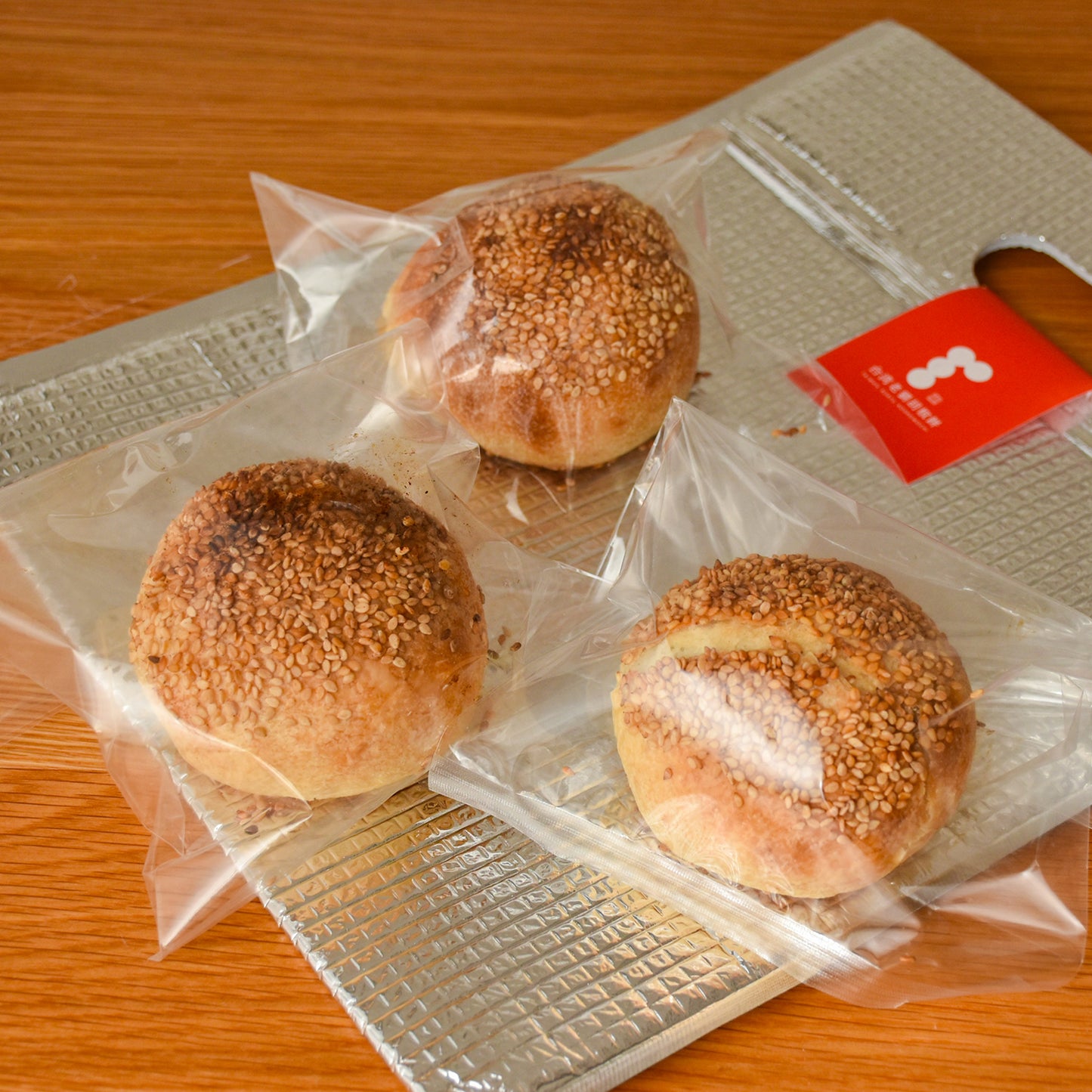 台湾老劉胡椒餅 豚肉胡椒餅 (冷凍 / 6個入り)